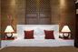 Matériel d'hôtel de meubles modernes adaptés aux besoins du client de chambre à coucher/en bois solide de mobiliers pour chambre à coucher