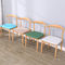 Chaises modernes de salle à manger de mode, cuir coloré dinant des chaises avec les jambes en bois